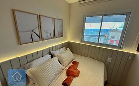 Apartamento Luxuoso com Vista Mar na Pituba